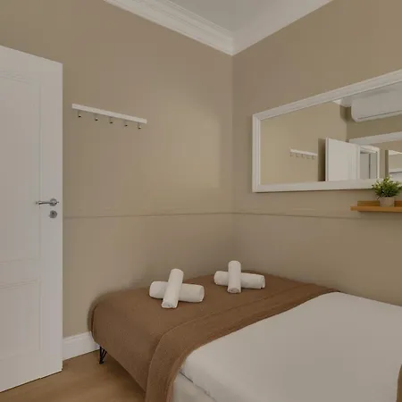 Center Iv Daire Roma